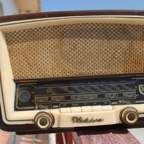 Family radio used, vintage 1959 collectible