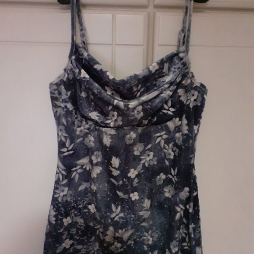 Shein midi dress like new, floral with slit, white and gray
