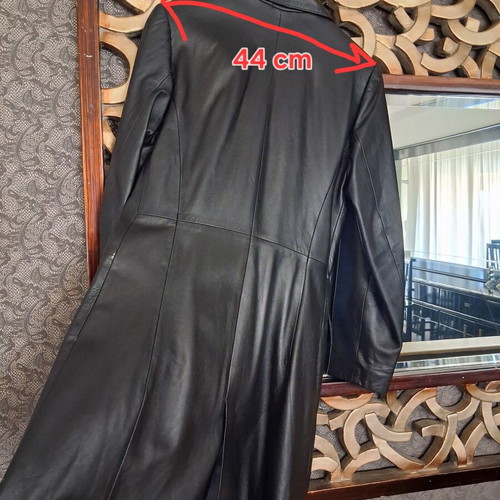 Leather coat like new, black, size XL