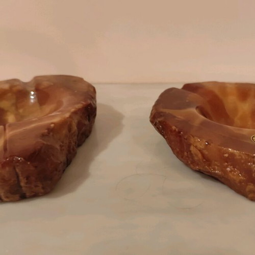 Alabaster ashtrays like new, made in Italy