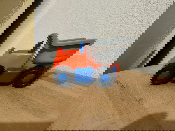Φορτηγάκι Fisher Price