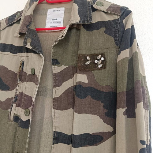 Bershka thin military jacket with back design like new