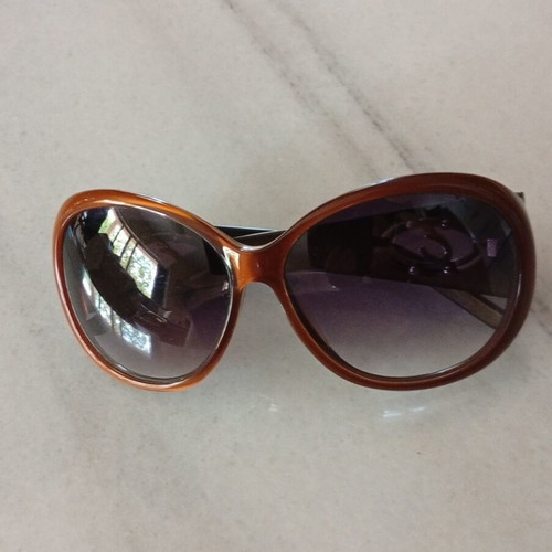 Envy women's sunglasses like new, oversized oval brown frame