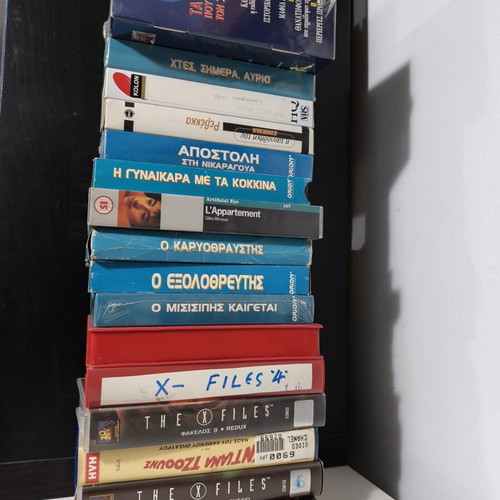 VHS video cassettes, pack of 16, adventure drama sci-fi