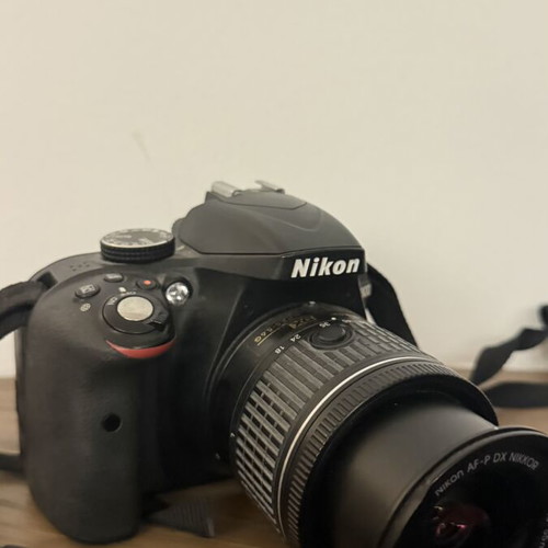 Nikon D3300 DSLR camera like new