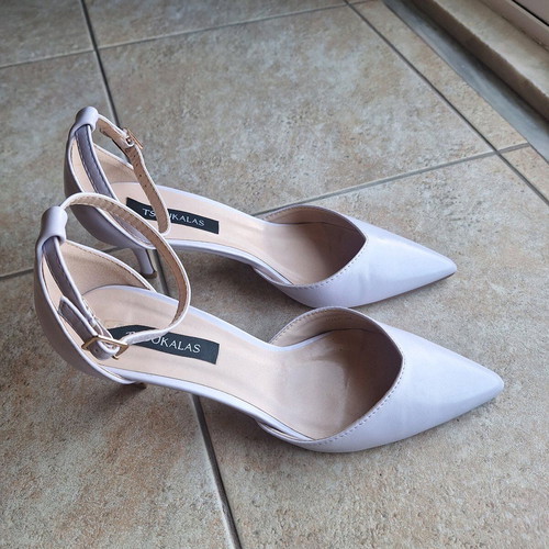 Tsoukalas Shoes lilac pumps with strap like new, size 38