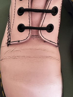 Dr. Martens boots size 38 pink patent leather used