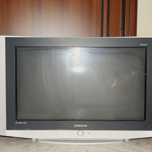 Samsung 32-inch SlimFit CRT TV WS-32Z308P
