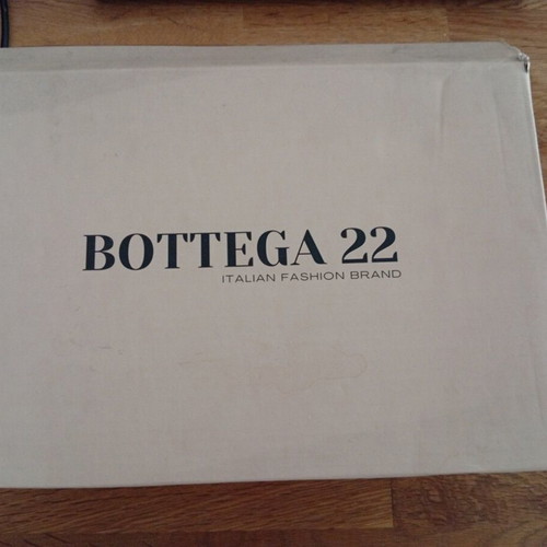 Bottega 22 silver platform espadrille shoes, size 38