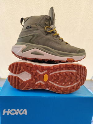 HOKA KAHA 3 GTX new, waterproof, size 44, beige boots
