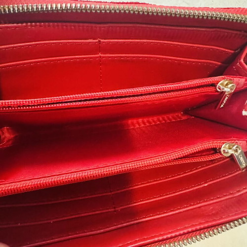 Carpisa wallet used, red