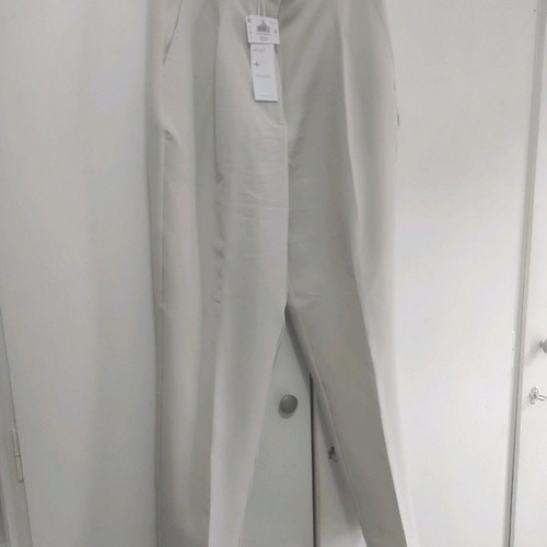 Ecru office pants medium new with box