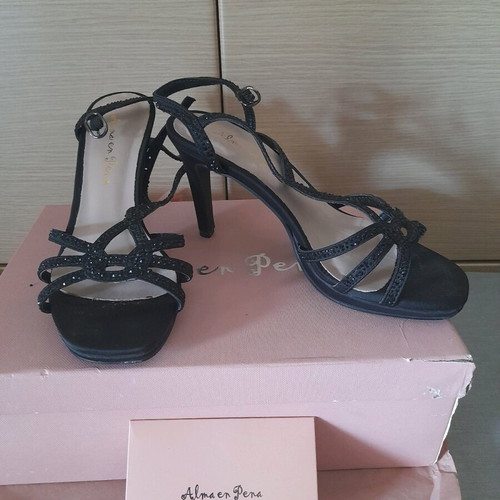 Alma en Pena sandals new, size 36, black