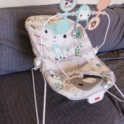 Relax Fisher Price baby bouncer like new