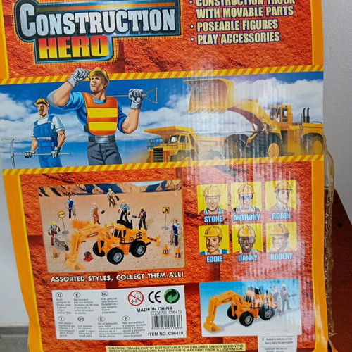 Construction Hero loader new with two figures and tools