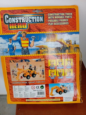 Construction Hero loader new with two figures and tools
