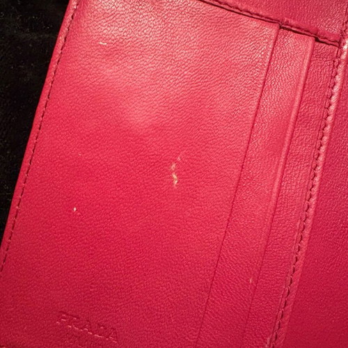 Prada pink leather wallet like new