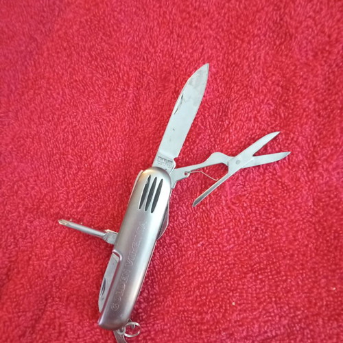 Golden Virginia multitool used