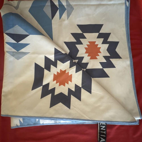 Kendia Beach Towel with Cyclades Design like new