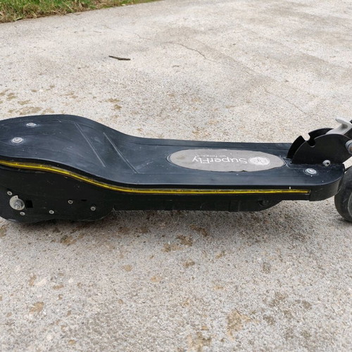 Superfly 120watt electric kids scooter used, aluminum
