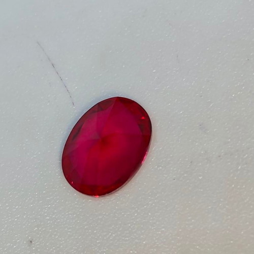 Lab-grown ruby Oval Cut 10mm like new