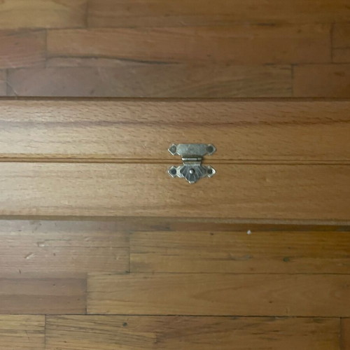Backgammon like new with chess pieces and 3 pairs of dice
