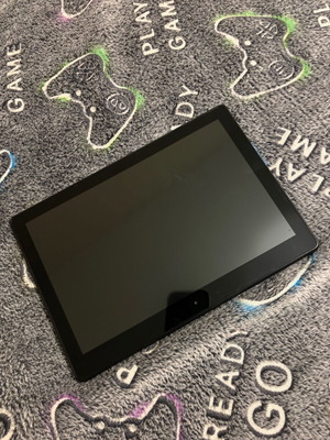 Lenovo Tab E10 μοντέλο TB-X104F σαν καινούργιο, οθόνη 10.1 ιντσών HD