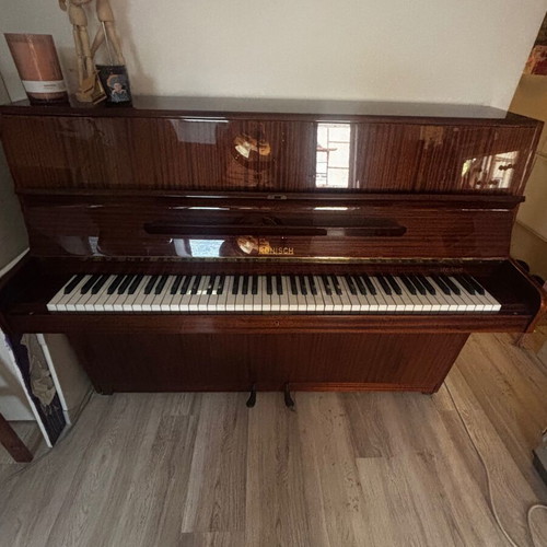 Rönisch 109 Deluxe Acoustic Piano like new, German compact upright