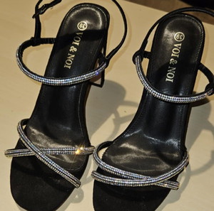 Πέδιλο Voi & Noi – Νούμερο 39 (στενό) – 30€
