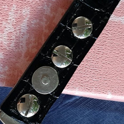 Phone case with Swarovski crystals like new