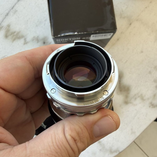 Voigtlander Nokton 50mm f/1.5 VM lens like new for Leica M system