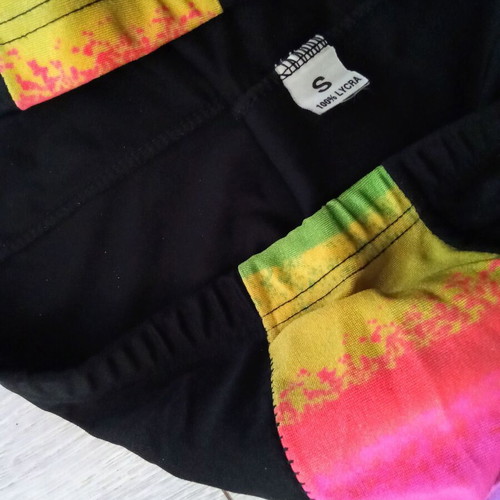 Sports shorts S like new, black with multicolor stripes