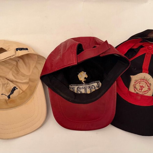 Collectible hats used, pack of 3, official replica