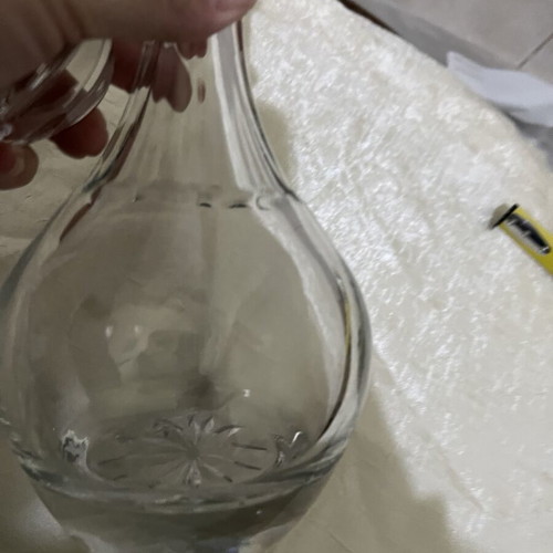 Crystal decanter new with stopper