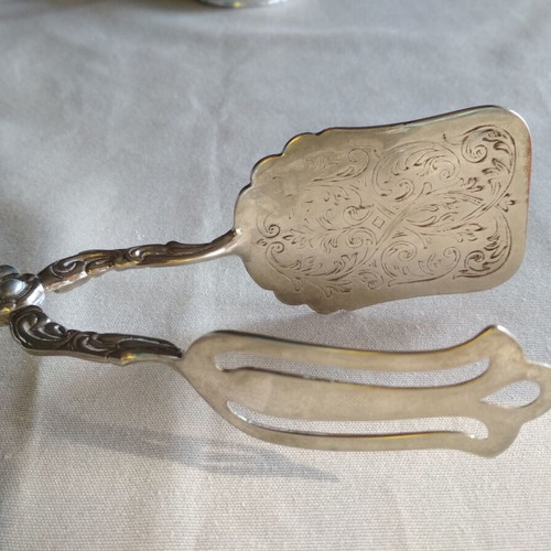 Silver-plated serving utensils used, set of 3 pieces