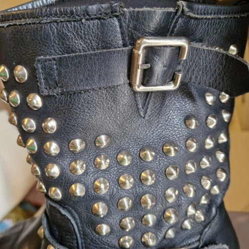 Relish leather boots size 39 like new with silver studs