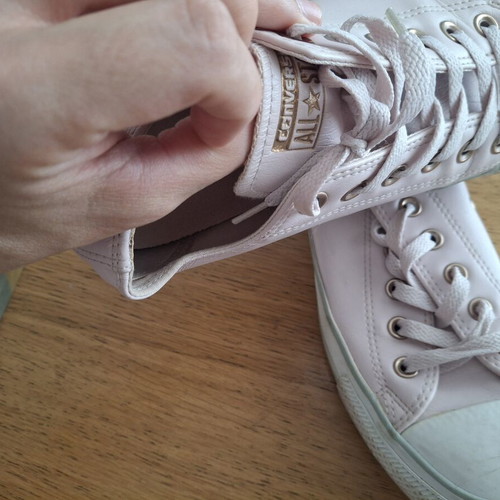 Converse All Star Baby Pink Leather Sneakers Size 40 Like New