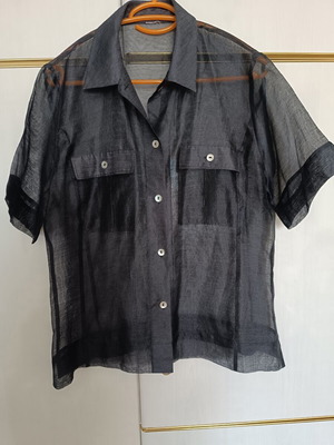 Sheer shirt like new, black, size L