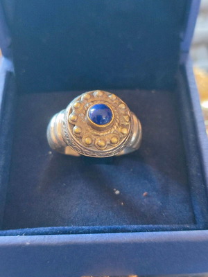 Silver 925 vintage ring with genuine lapis stone like new