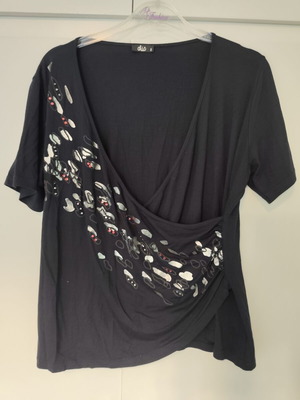 Blouse medium used, black