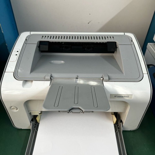 HP P1102 εκτυπωτής σαν καινούργιος με γεμάτο toner
