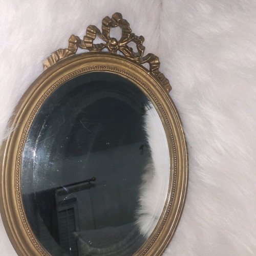 Vintage Art Nouveau antique mirror like new, oval with gold finish