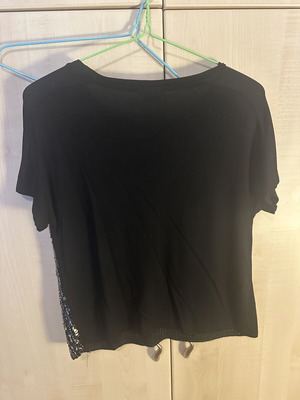 Black blouse with sequins