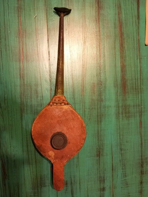 Old bellows used with wear on the bladder