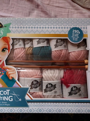 Be Teens creative set Buki new, learn to knit tricot