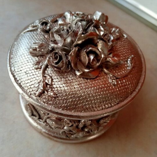 Silver Jewelry Box with Carved Lid and Velvet Interior new