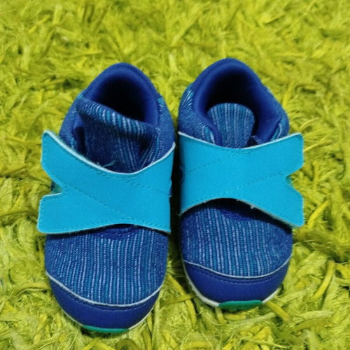 Adidas Μπλε παιδικά παπούτσια Νο21 σαν καινούργια, αθλητικά