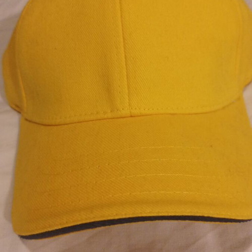 Atlantis cap new, size small medium, yellow