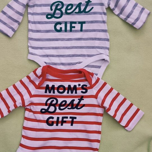 GAP baby bodysuit set 0-3 months like new