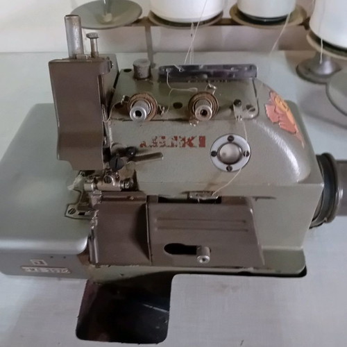Jouki five-thread overlock sewing machine used